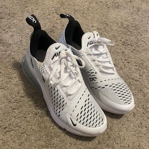 Black and White Nike Air Max’s